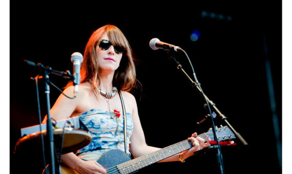 Feist Multitudes
