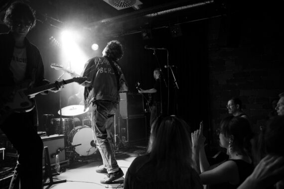 Review // Isolation Berlin Live im Cairo in Würzburg